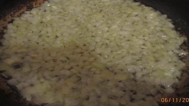 Заливной пирог с грибами и курицей