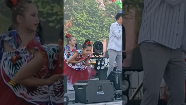 2 мая 2025 г. 2 ч. Фестиваль цветов 💋❤😮💐Группа"Весна" М?