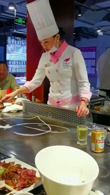 y2yRtfGifeI - Teppanyaki on street food,restaurant,BBQ,Pub street#Short#Shorts