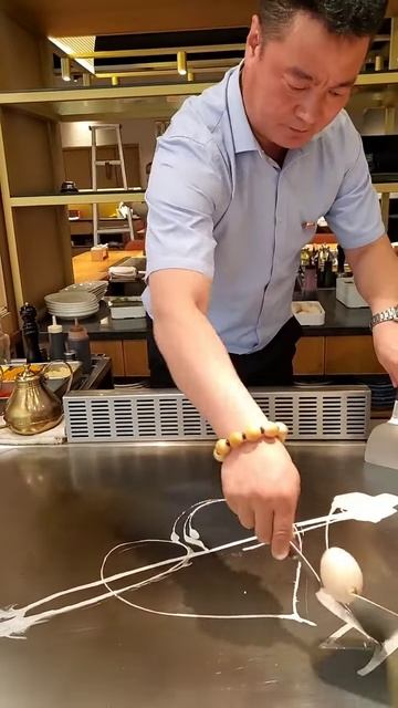 QDG3_nGpya8 - Lifestyle Beautiful Train Teppanyaki street food,restaurant,BBQ,Pub street#Short#Short