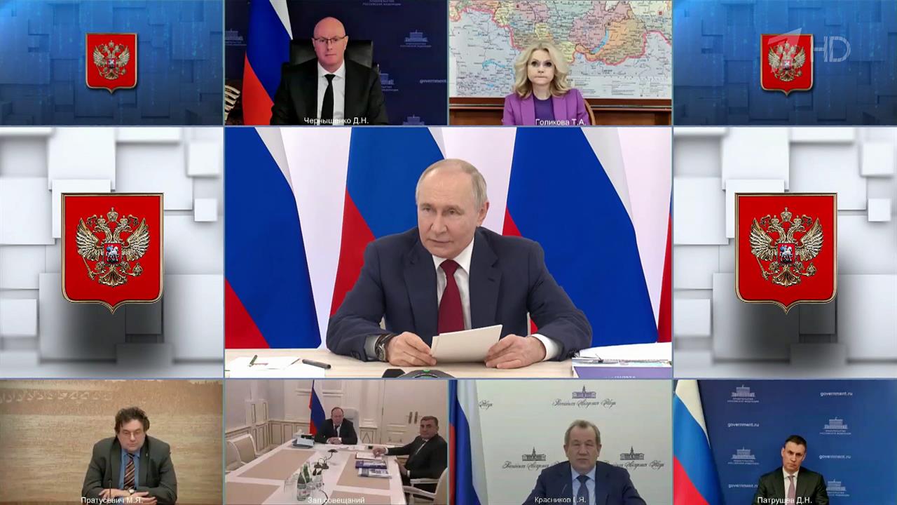 Владимир Путин провел заседание попечительского совета фонда "Талант и успех"