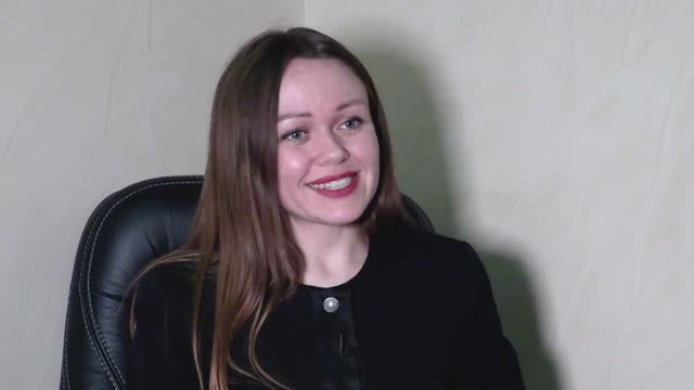 Отзыв Юлии Артеевой об офлайн-интенсиве «Говорить легко. Погружение»