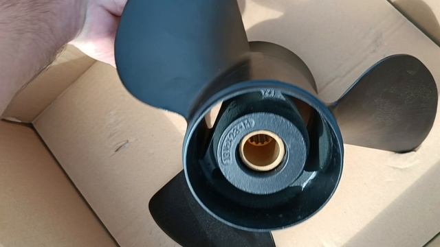 разница винтов Ямаха до 100 и больше 100сил