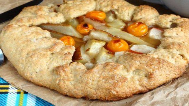 Галета с грушей и физалисом