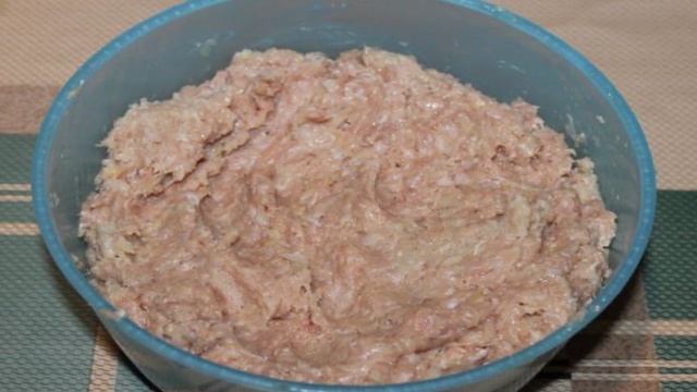 Куриные котлеты с салом и зеленью