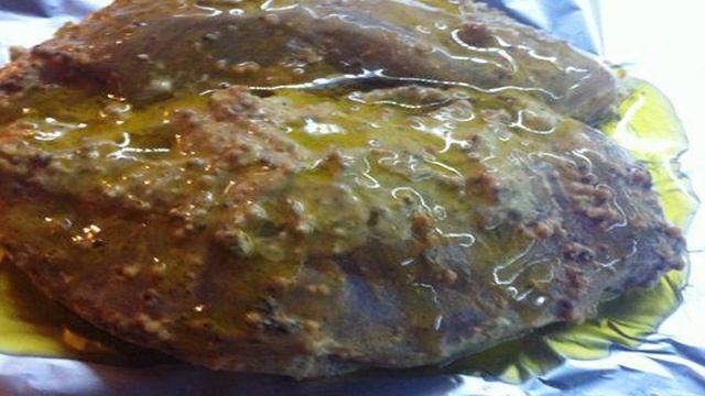 Куриная пастрома в оливковом масле