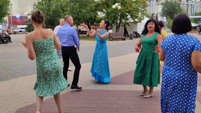 Я принесу тебе розы любви....... 03.08.24.