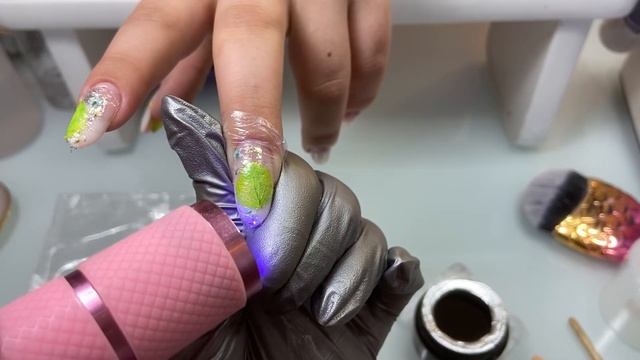 ОТОРВАЛИ ЦВЕТЫ С МАМИНОЙ КАРТИНЫ РАДИ МАНИКЮРА! МК сух