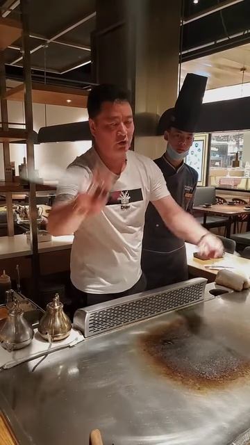 l0AG1EjOO78 - Lifestyle Beautiful Train Teppanyaki street food,restaurant,BBQ,Pub street#Short#Short