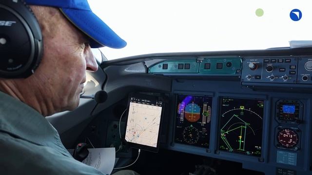 Sukhoi Superjet с российскими двигателями ПД-8 поднялся на максимальную высоту 11 300 метров!