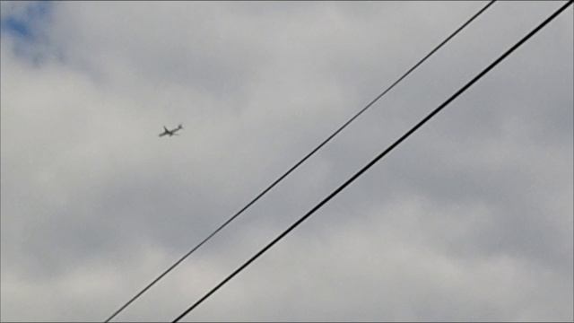 Снял NordWind который летел с моей родины Махачкалы в Нижний Новгород ( В нём я сейчас нахожусь)