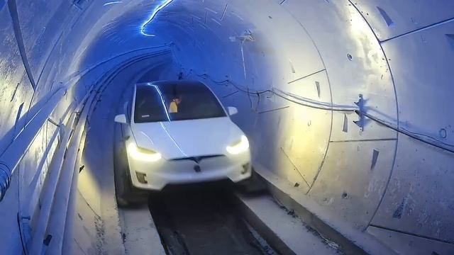 Exploring Elon Musk's Boring TUnnel