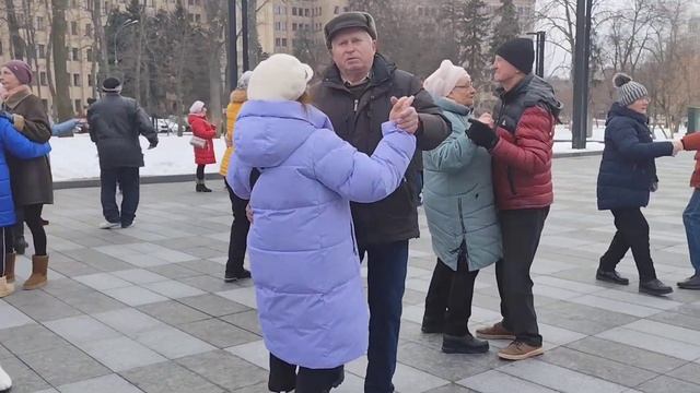 АХ, ТЮЛЬПАНЫ НЕЖНЫЕ ЦВЕТЫ! ТАНЦЫ ХАРЬКОВ 2025 #танцы