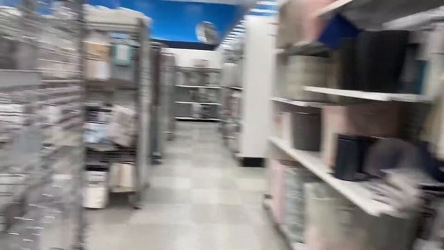 ЦЕНЫ НА ОДЕЖДУ В США. СКОЛЬКО СТОЯТ БРЕНДОВЫЕ ВЕЩИ И ГД