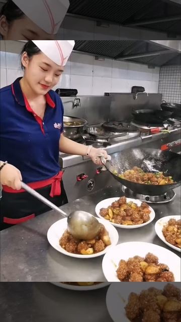 mB2mG9JuzVk - Teppanyaki on street food,restaurant,BBQ,Pub street#Short#Shorts