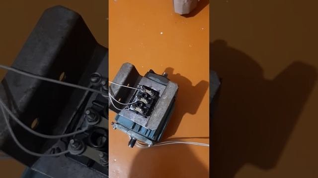 Проверка работы частотника Т13-750W12-H 750W 3х220v.