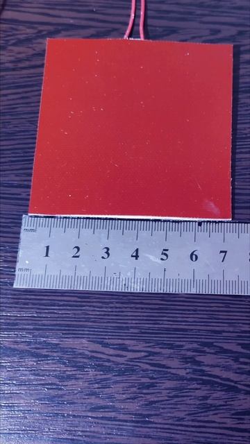 Силиконовые нагреватели 24 В 30х30 мм 40х40 мм 50х50 мм 60х60 мм и 70х70 мм#нагреватели#производство