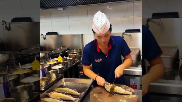 nlCLUZWv-o8 - Lifestyle Beautiful Train Teppanyaki street food,restaurant,BBQ,Pub street#Short#Short