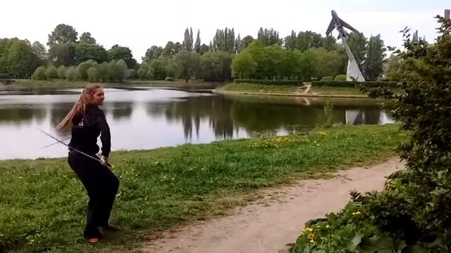 Фланкировка  двумя шашками