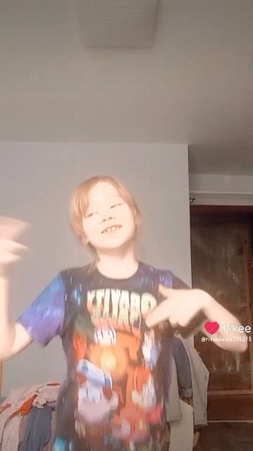 Like_7506013460515109355.mp4