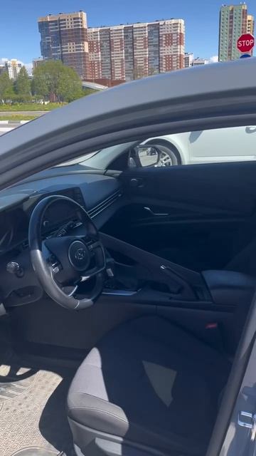 Hyundai Elantra CN7 2021