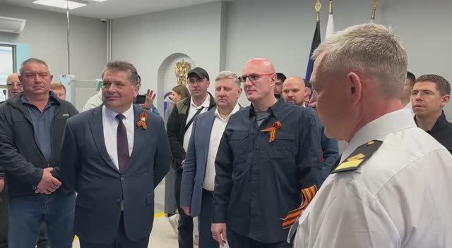 Заместитель председателя правительства РФ Дмитрий Чернышенко посетил Азовский морской институт