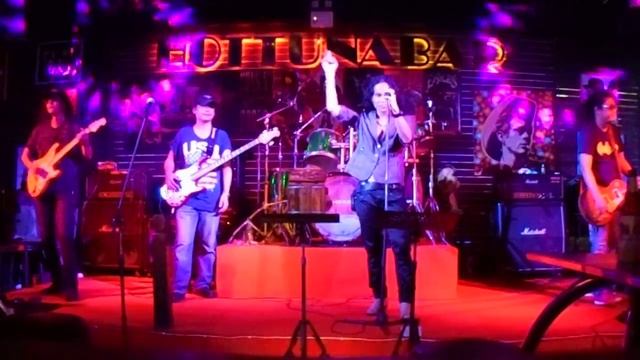 Hot Tuna Bar, Паттайя