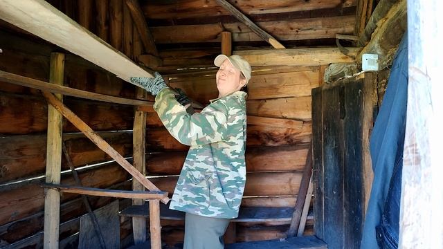Бывшая баня превращается... Превращается в...