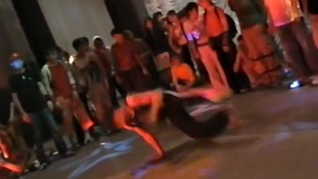 Крутые брейкеры и рэпперы города Уральск Street Life 2005-2006