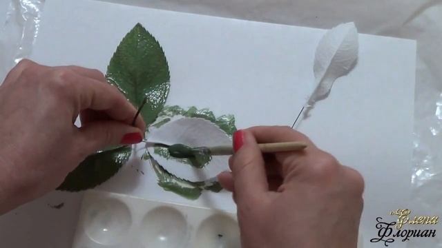 Реалистичная роза из фоамирана на стебле, без молдов.