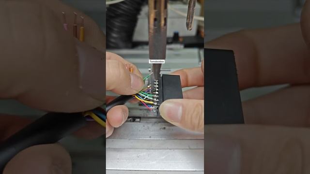 Flawless Soldering with Laser-Guided Automatic Feeder ｜ Smooth & Shiny Joints!