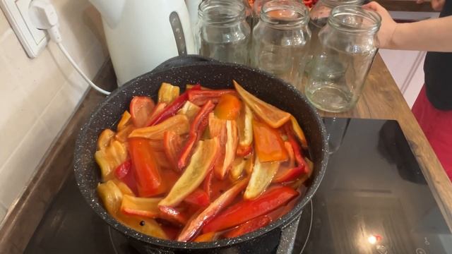 Маринадтағы болгар бұрыштары. Вкусные болгарские пер?