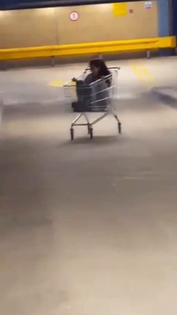 На парковке 😉✌️😂😂😂