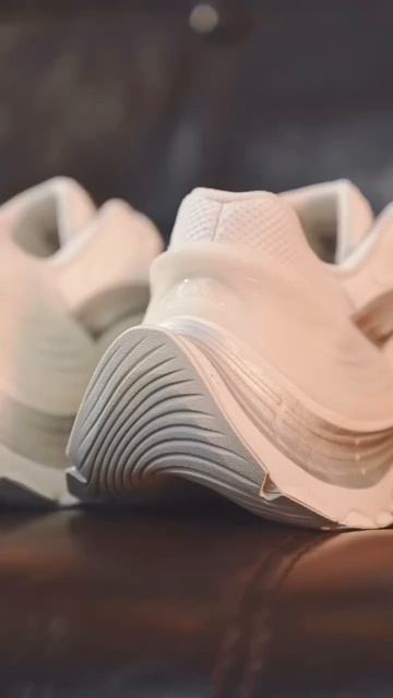 Повседневная модель Adidas XLG MTW