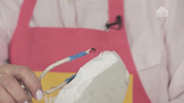 РЕЗАК ДЛЯ ПЕНОПЛАСТА своими руками. Как из подручных материалов сделать резак для пенопласта