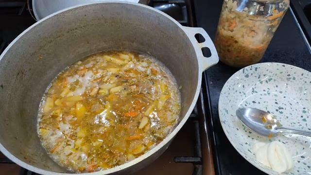 Старорусская сытная еда щи из крошево