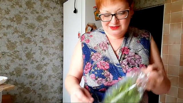 Влог/салат из тунца и руколы/новое платье ,мои девчонки забраковали🙈