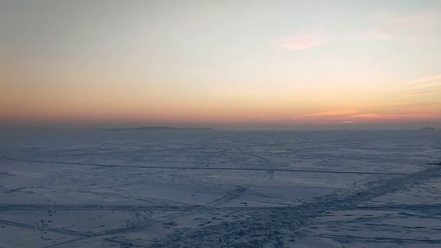 Заяц 🐰 просил морковку 🥕 у снеговика на пляже новоси