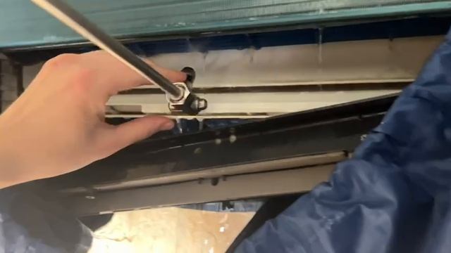 Обслуживание кондиционера.