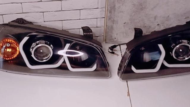 Фары Hyundai Elantra с bi led линзами и ангельскими глазками