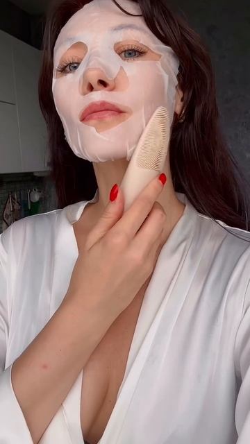 Утренняя медитация с EMI NUDE ✨