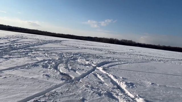 Покатушки зимой на квадроцикле. (1 часть)