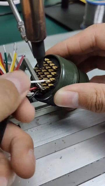 Laser-Guided Auto-Feed Soldering： Precision & Perfection in Electronics ｜ So Satisfying!