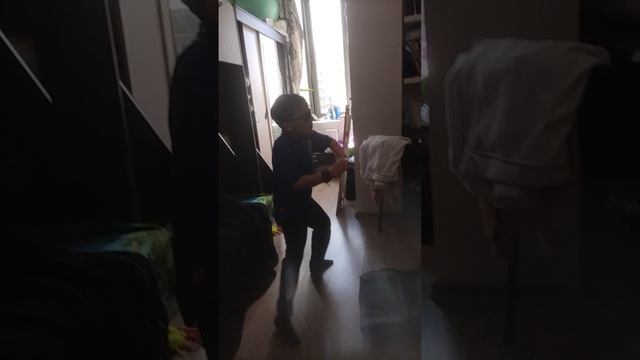 наша нампония старается делать крутые видео