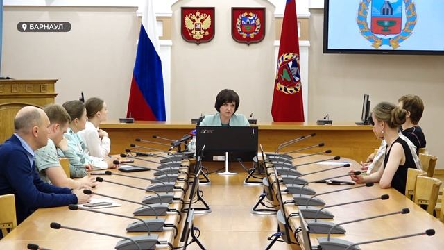 105 тысяч детей смогут принять загородные и пришкольные лагеря в Алтайском крае