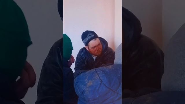 Кормление бездомных (Костанай)
