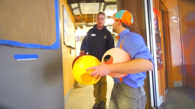 Блиппи (Blippi) - Блиппи изучает картинг   Изучай этот мир вместе с Блиппи   Обучающие видео для дет
