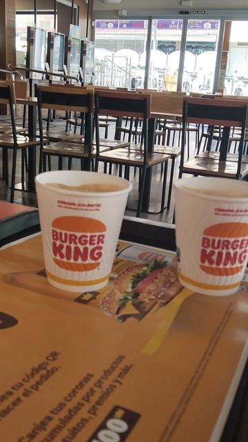 Кофе в Burger King в Бенидорме, Испания