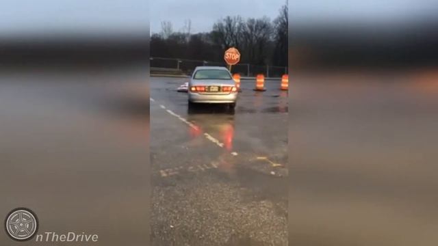 Автоприколы. Авто юмор. Приколы на дороге. Чудаки, хамы, неадекваты. Подборка август 2021 #18