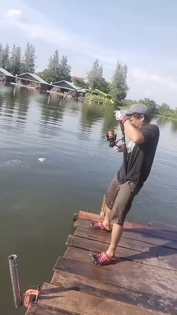 Китайская платная рыбалка 😱